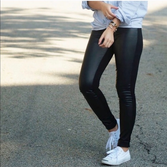 Club Monaco Pants - Club Monaco • Tasha faux leather leggings